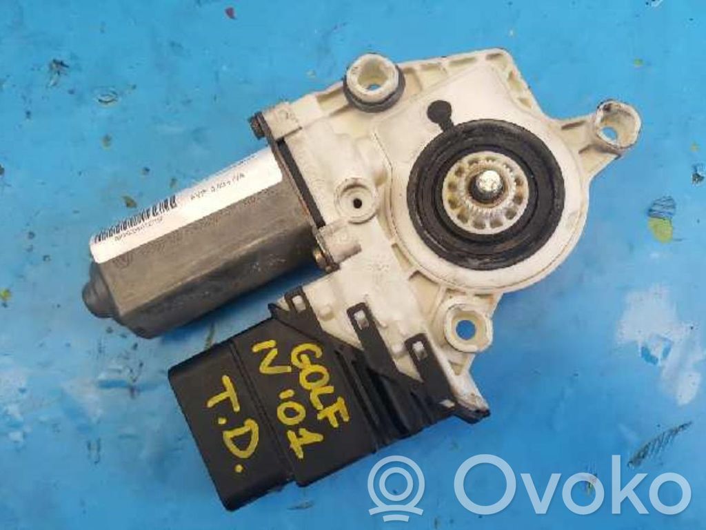 Volkswagen Golf V Motor geam ventilare 