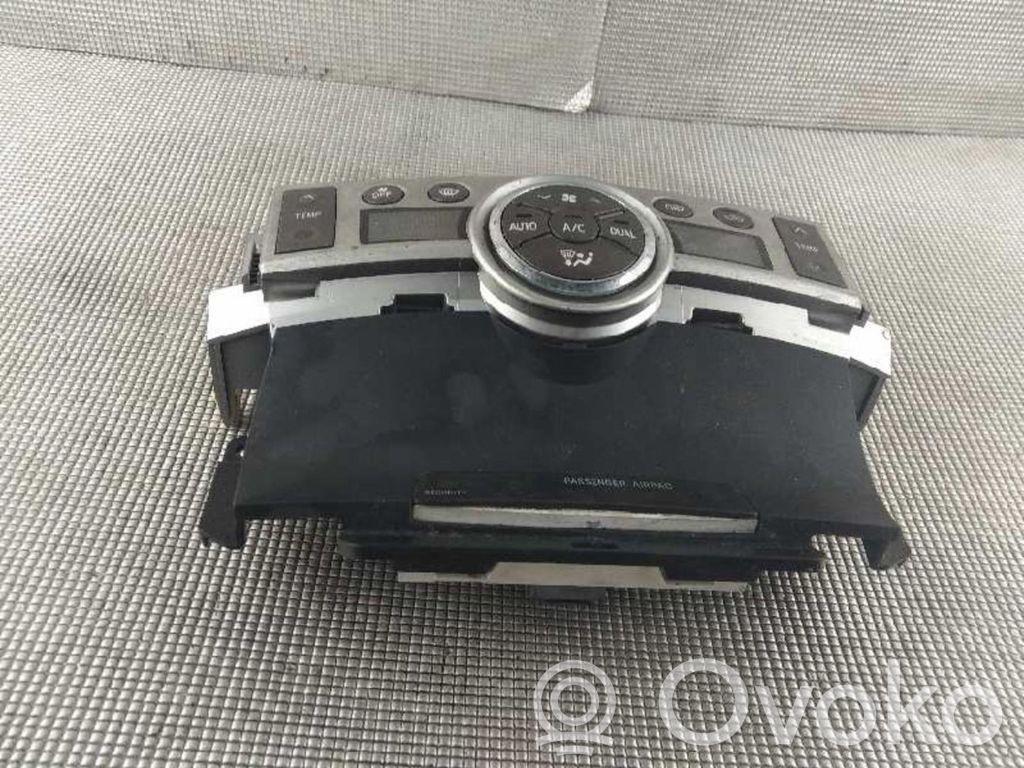 Climate control unit   559000F081