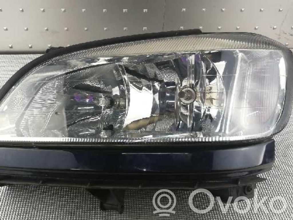 Phare frontale   89100054