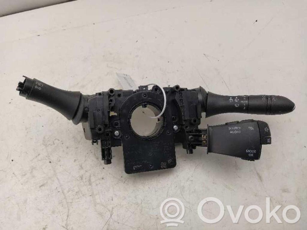 Renault Megane II Interruttore/pulsante di controllo multifunzione