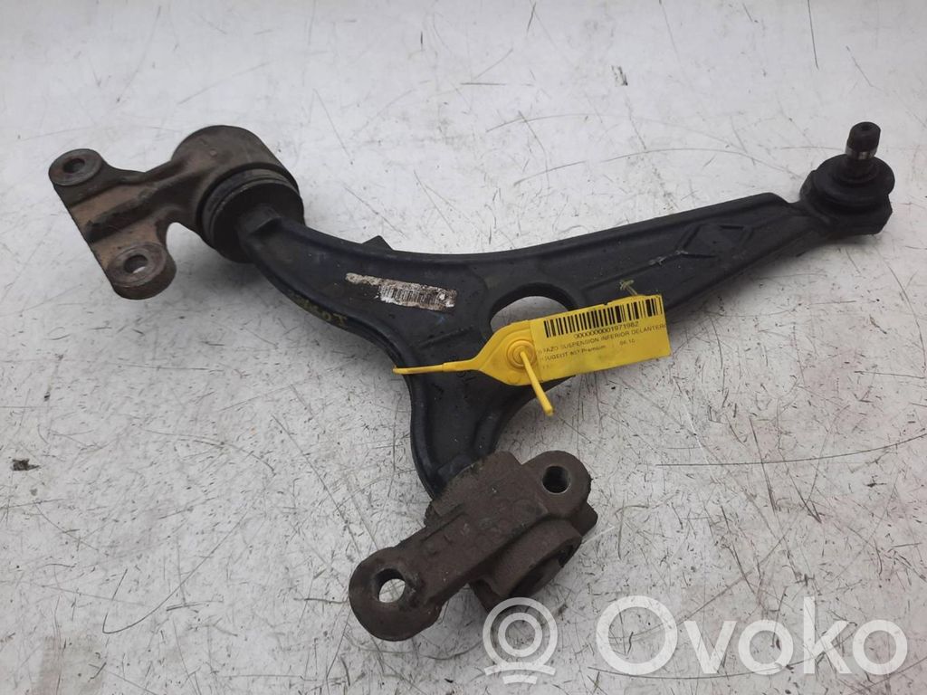 Peugeot 207 Basculă inferioară față
