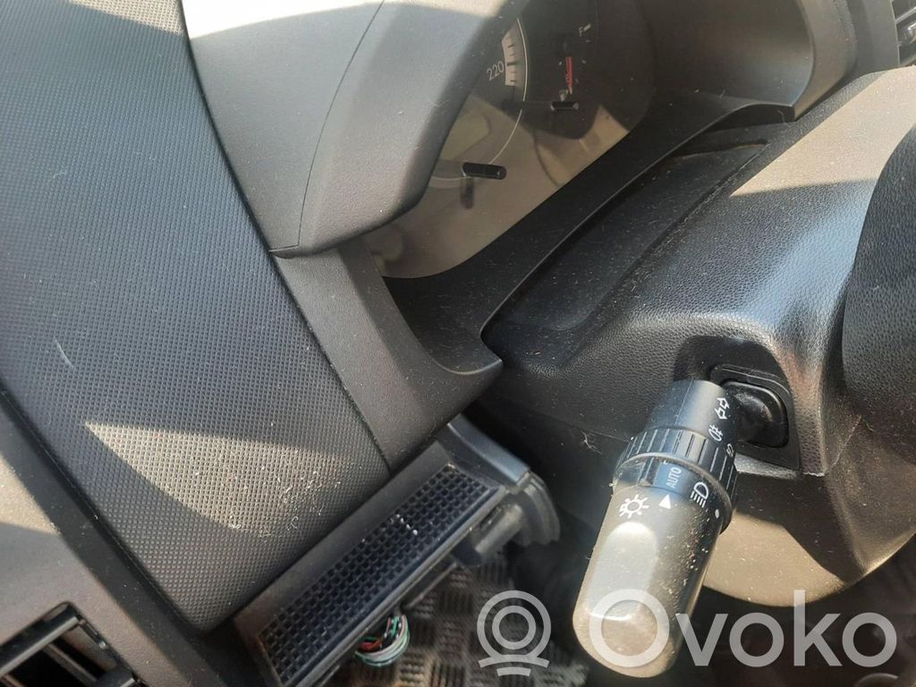 Mazda 5 Interruptor de control multifunción 