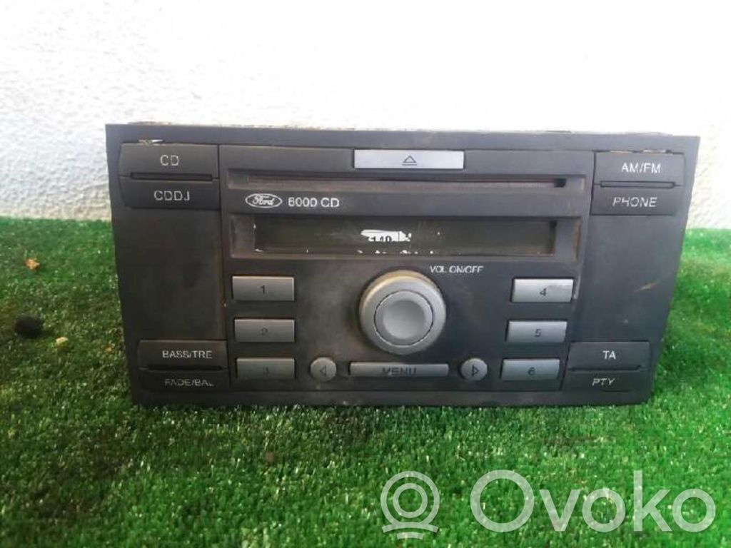 Radio/CD/DVD/GPS-pääyksikkö   5M5T18C815FA