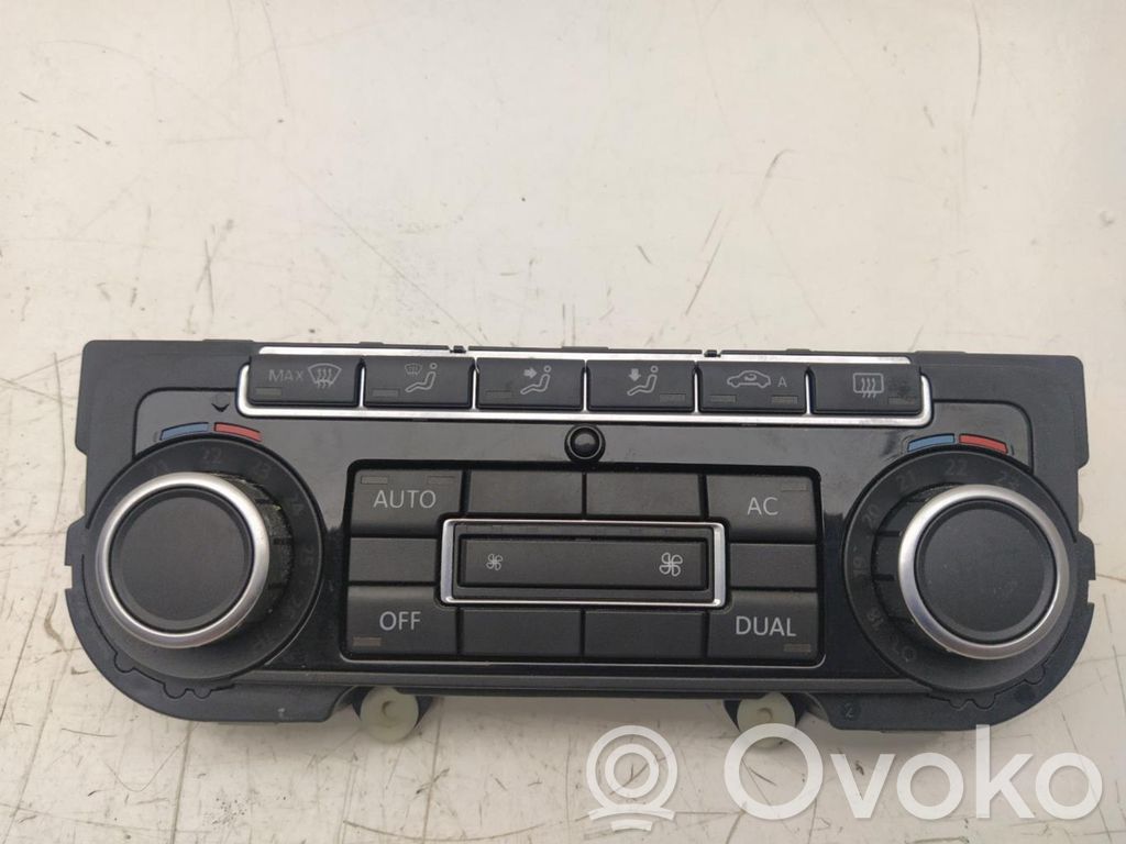 Volkswagen Golf VI Panel klimatyzacji 