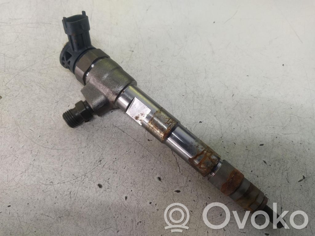 Inyector de combustible   H8201636333