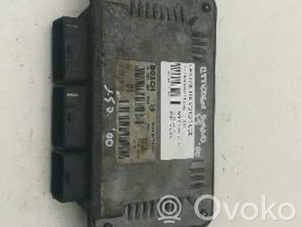 Unidad de control/módulo ECU del motor   0281001839