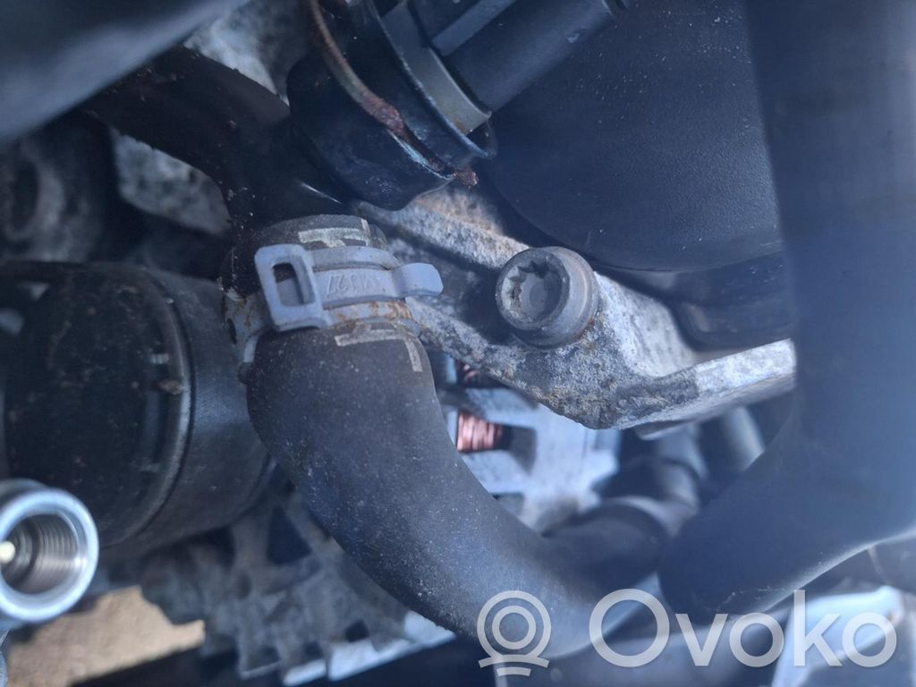 Alternador   03L903023F