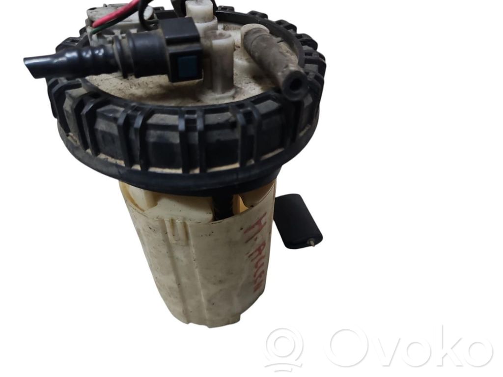 Bomba interna de combustible   3111025010