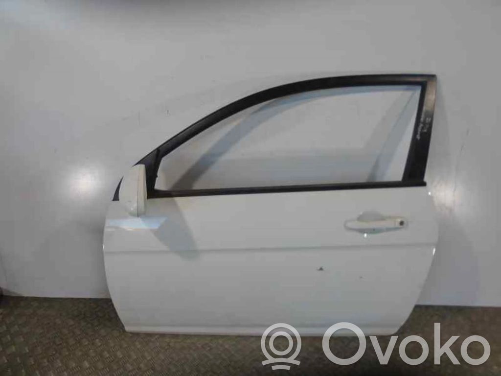 Hyundai Accent Puerta delantera 