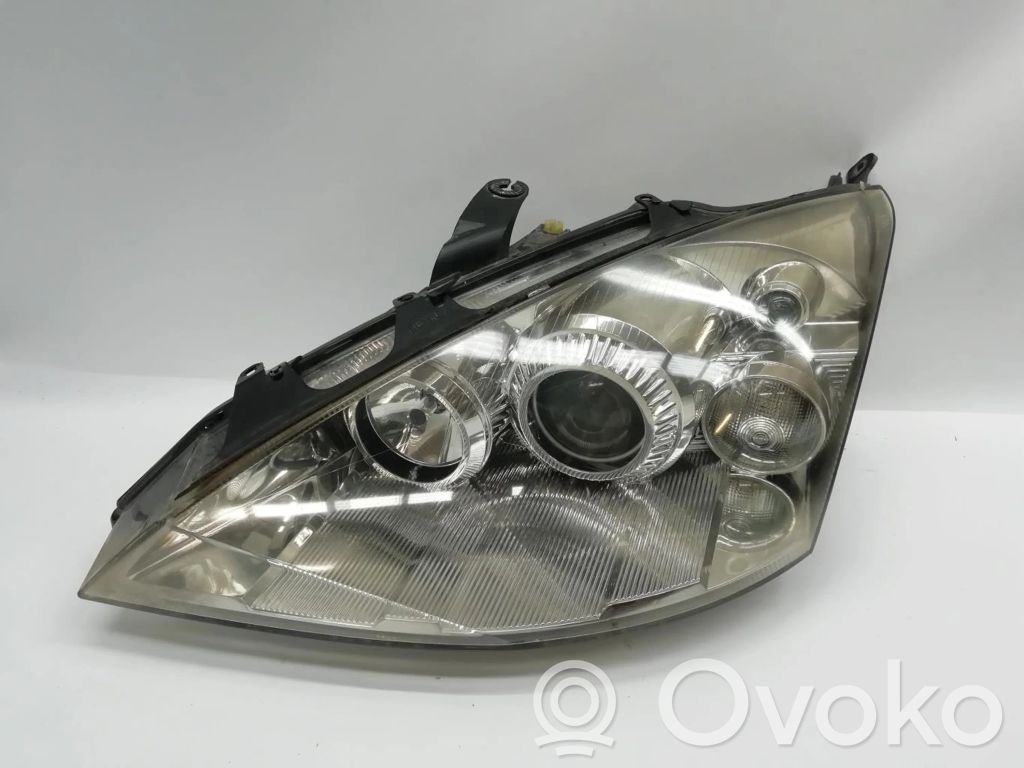 Ford Focus Headlight/headlamp 