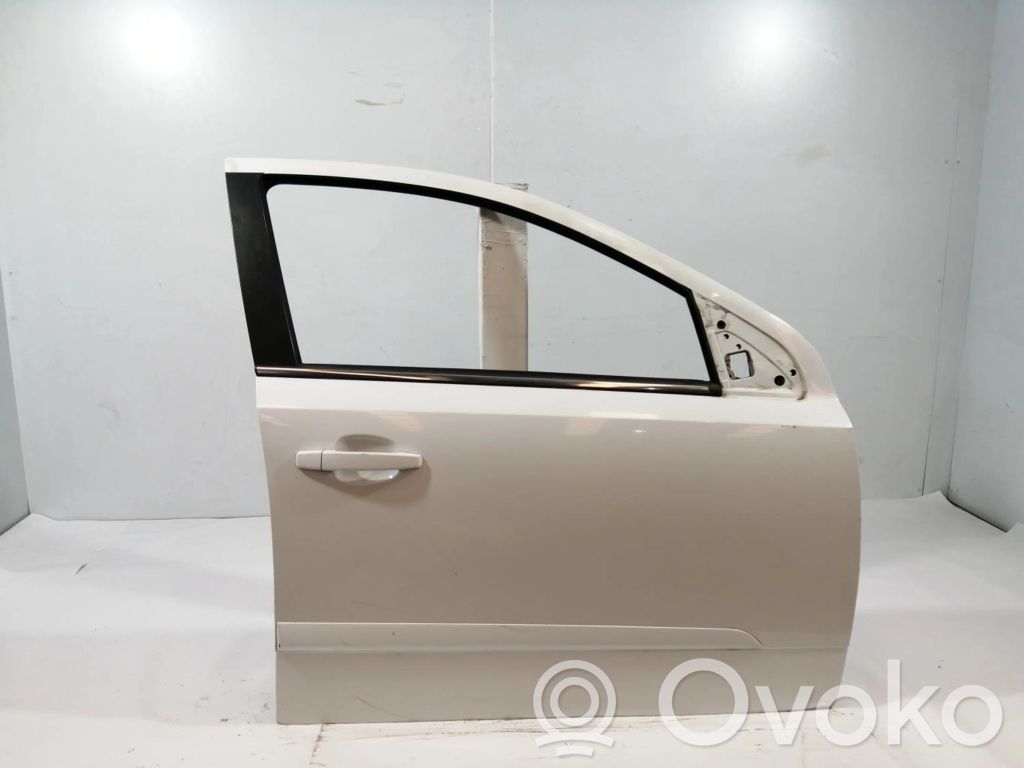 Opel Astra H Puerta delantera 