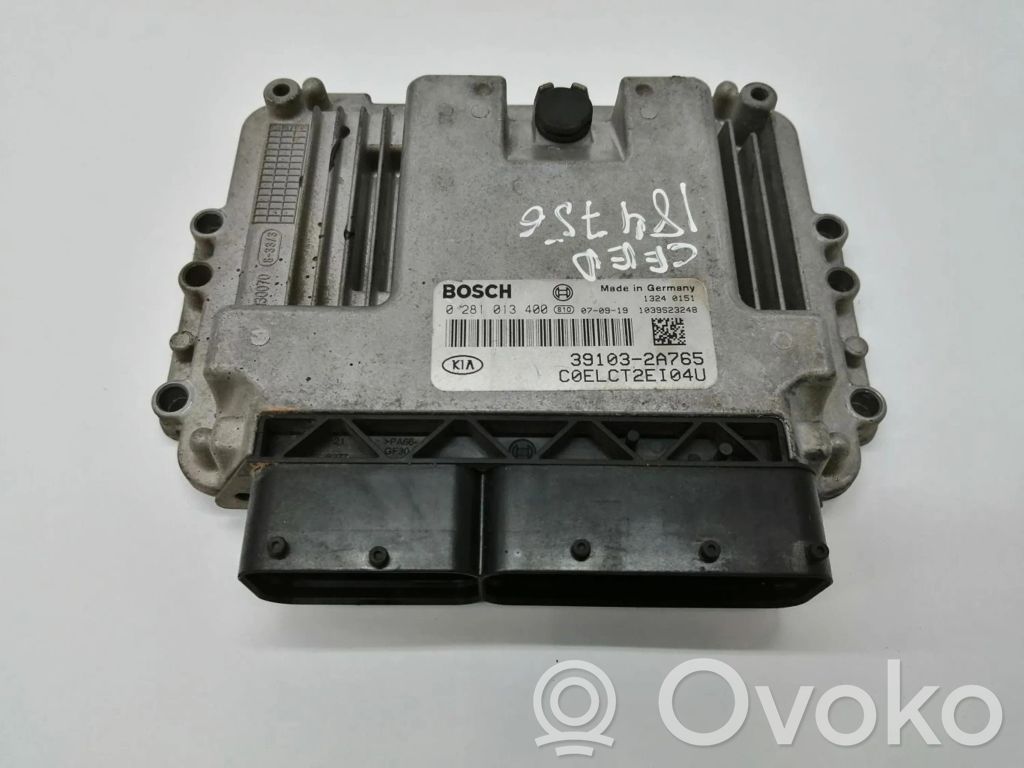 Unidad de control/módulo ECU del motor   391032A765,391032A765