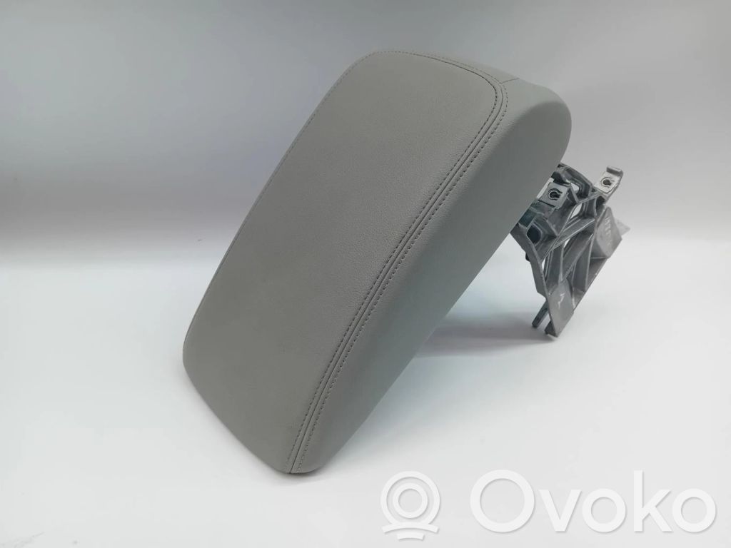 Audi A3 S3 A3 Sportback 8P Apoyabrazos del asiento trasero 