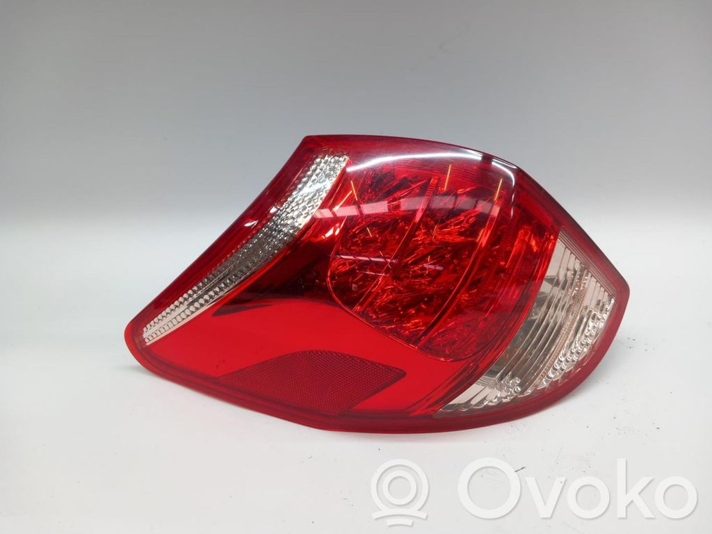 Toyota RAV 4 (XA20) Luci posteriori 