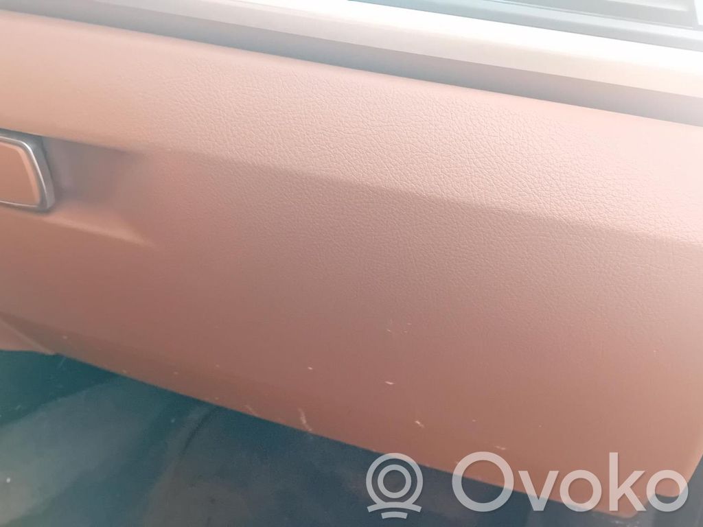 BMW 4 F36 Gran coupe Mantu nodalījums 