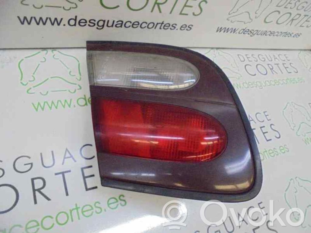Nissan Almera Lampa tylna 