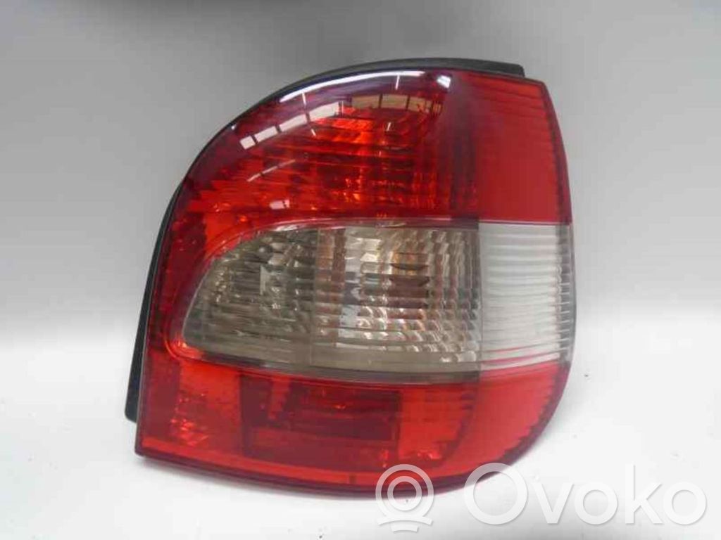 Renault Scenic I Aizmugurējais lukturis virsbūvē 