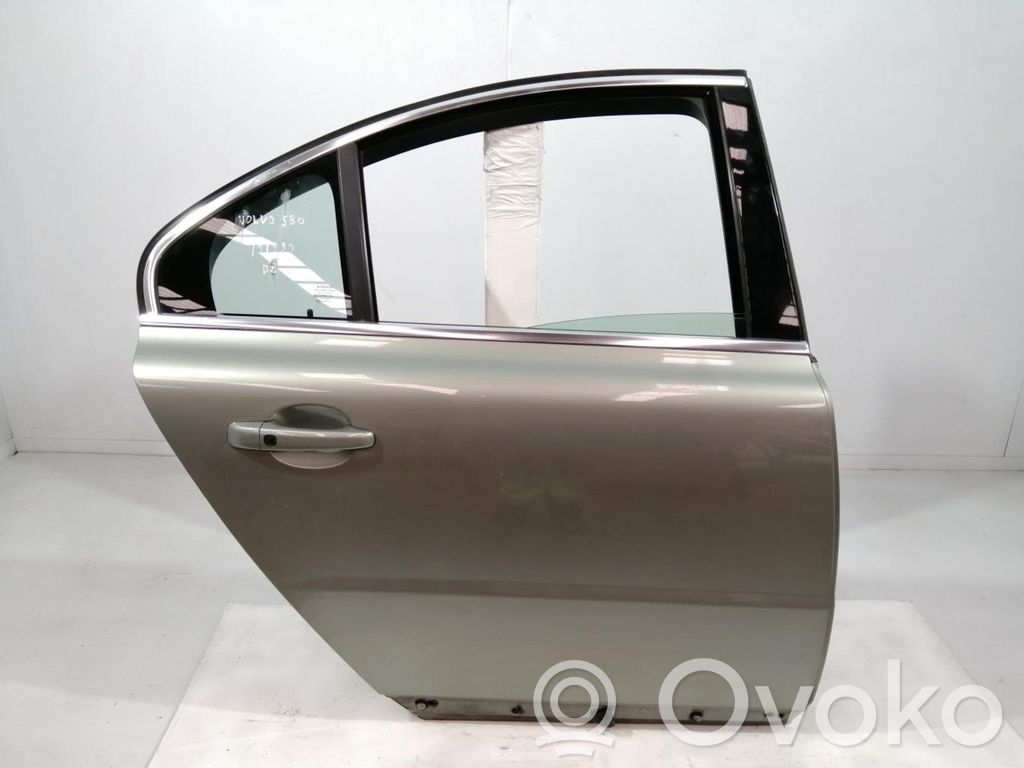 Takaovi   31335606