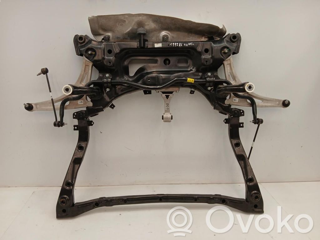 KIA Niro Rama pomocnicza przednia 