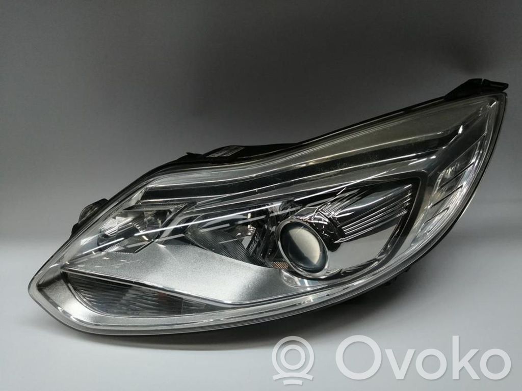 Ford Focus Faro/fanale 