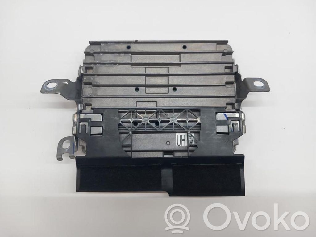 Unidad de control/módulo del motor   8684006041