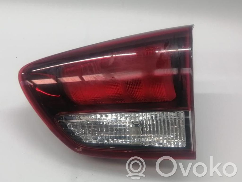 KIA Carens III Luci posteriori