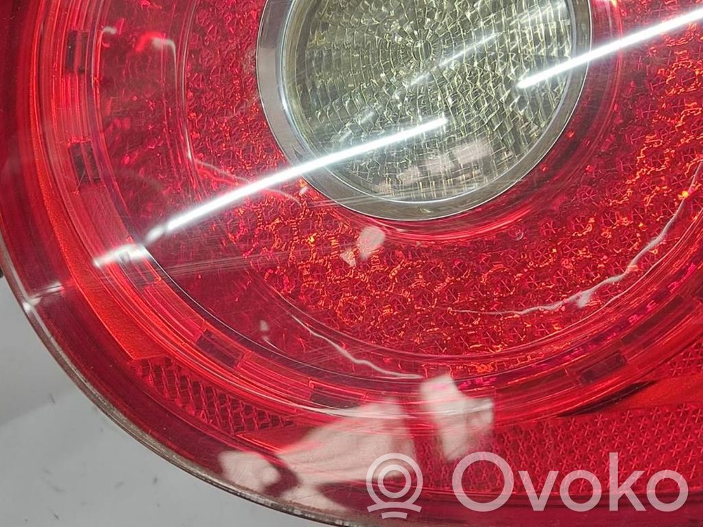 Luci posteriori   1K6945094E