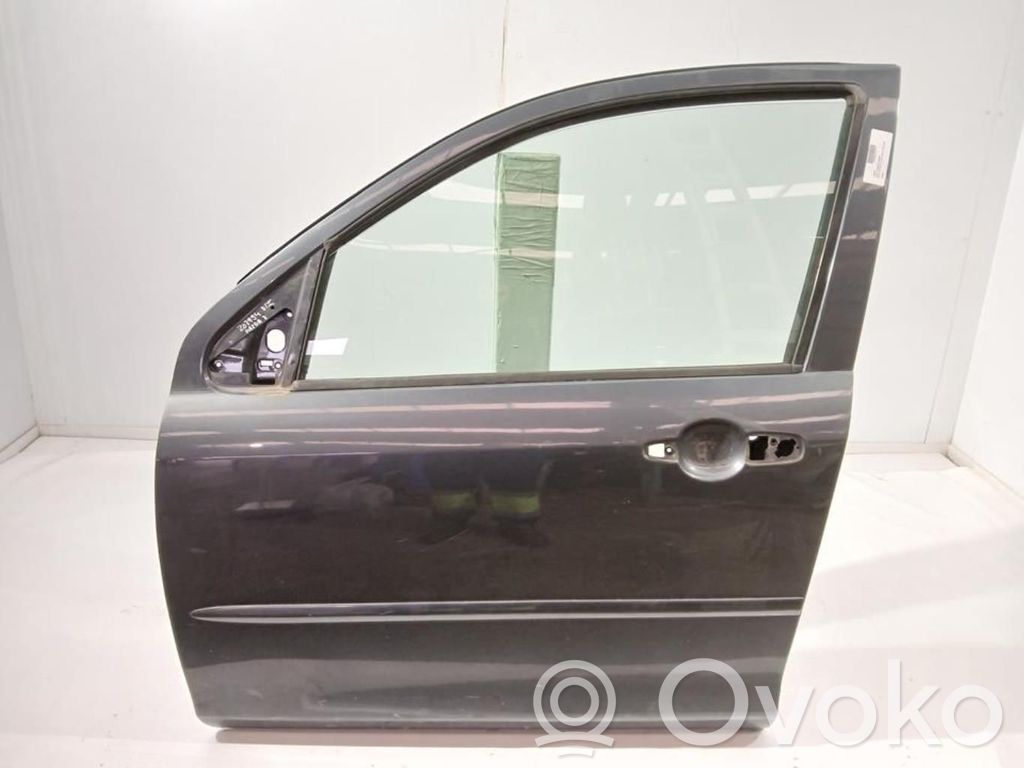 Mazda 2 Дверь 