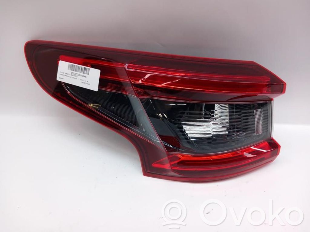 Nissan Qashqai Lampă spate în caroserie