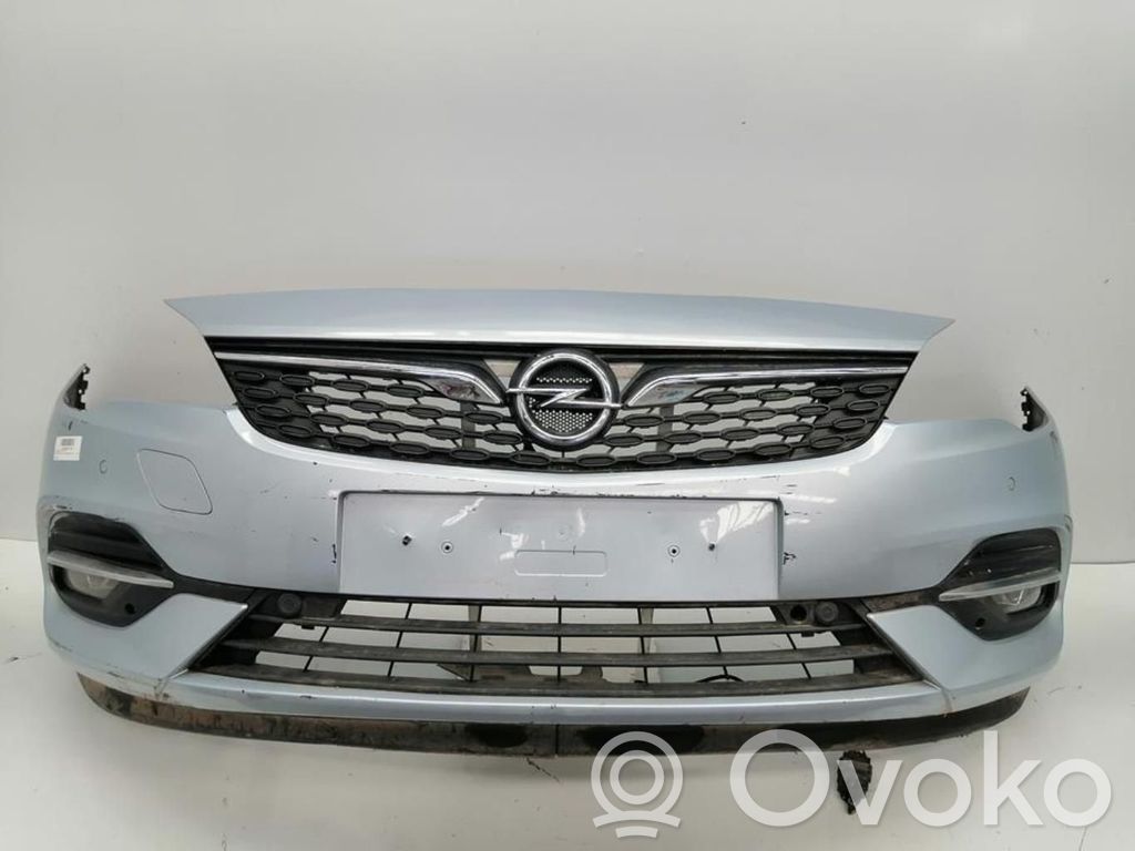 Opel Astra J Parachoques delantero 