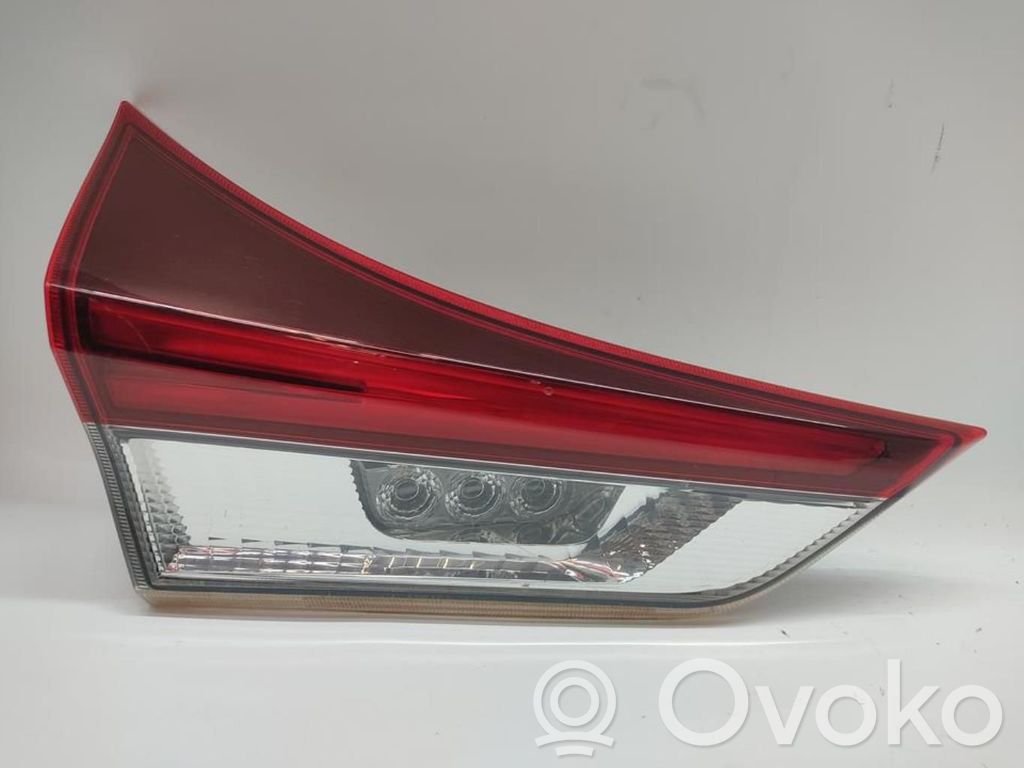 Toyota Auris E180 Luci posteriori