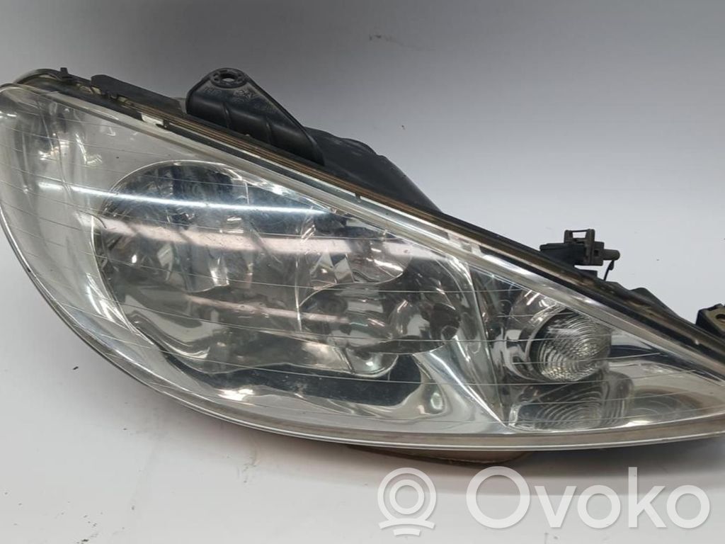 Peugeot 206+ Faro/fanale