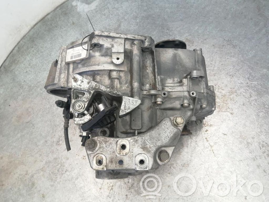 Volkswagen Golf V Boîte de vitesses manuelle à 5 vitesses