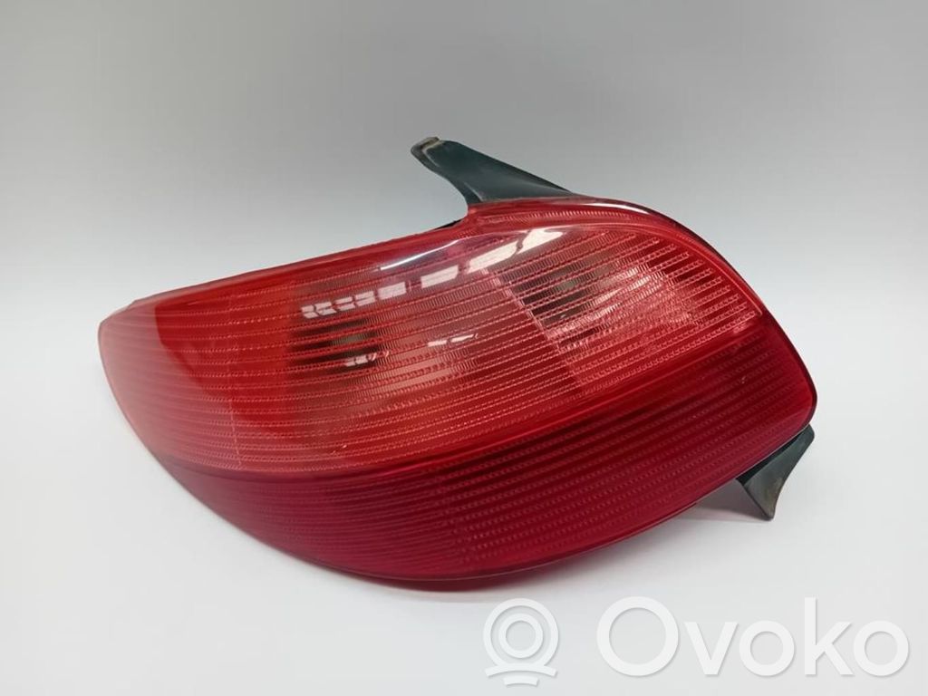 Peugeot 206+ Luci posteriori 