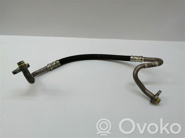 Volvo XC60 Ilmastointilaitteen putki (A/C)