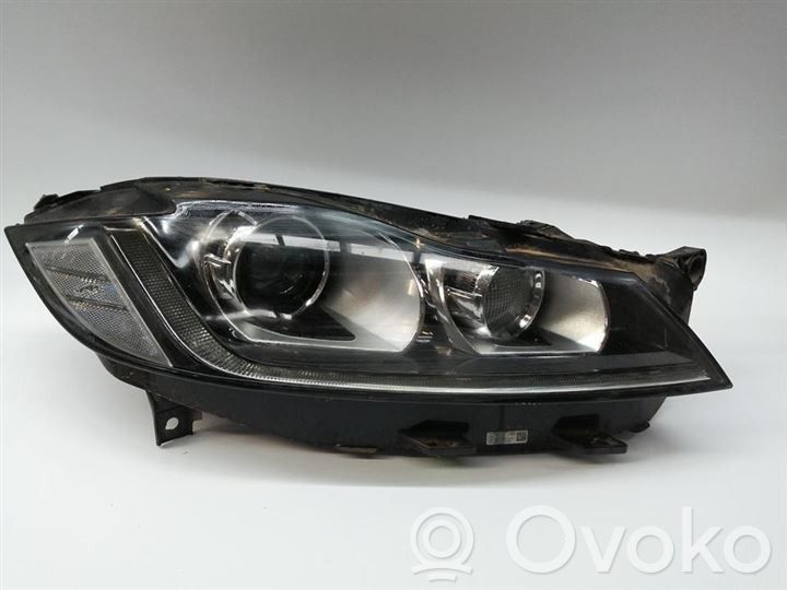 Jaguar XF Phare frontale 