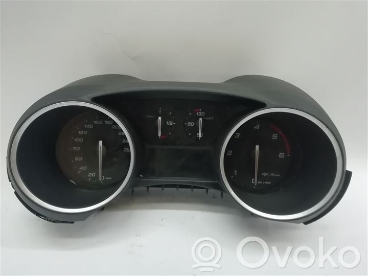 Alfa Romeo Giulietta Velocímetro (tablero de instrumentos) 