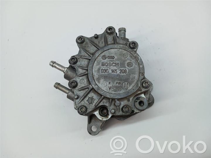 Audi A4 S4 B5 8D Pompa a vuoto 