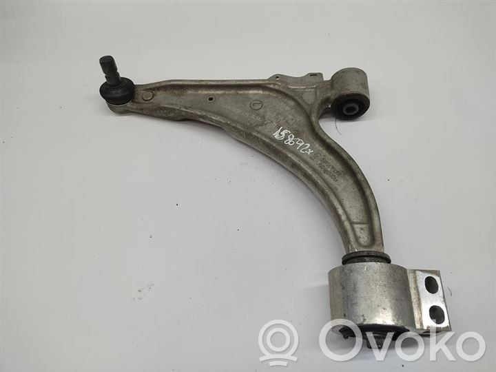 Opel Astra J Basculă inferioară față 