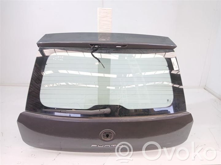 Fiat Punto (199) Takaluukun/tavaratilan kansi