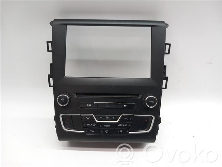 Ford Mondeo MK V Panel klimatyzacji / Ogrzewania 