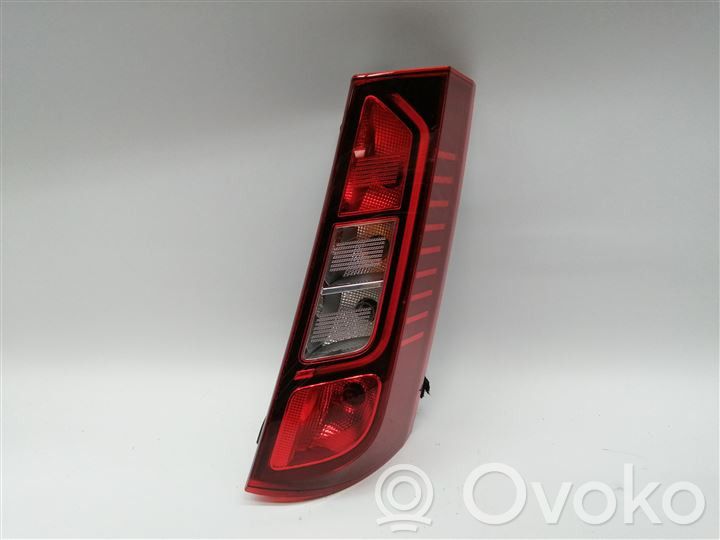 Renault Express Rear/tail lights