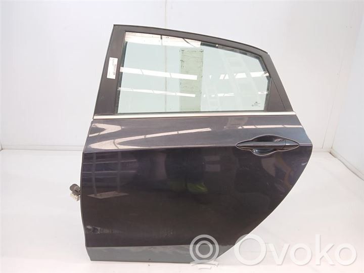 Puerta trasera   77003A6000
