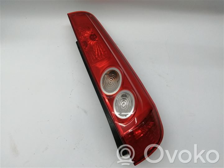 Ford Fiesta Lampă spate în caroserie 