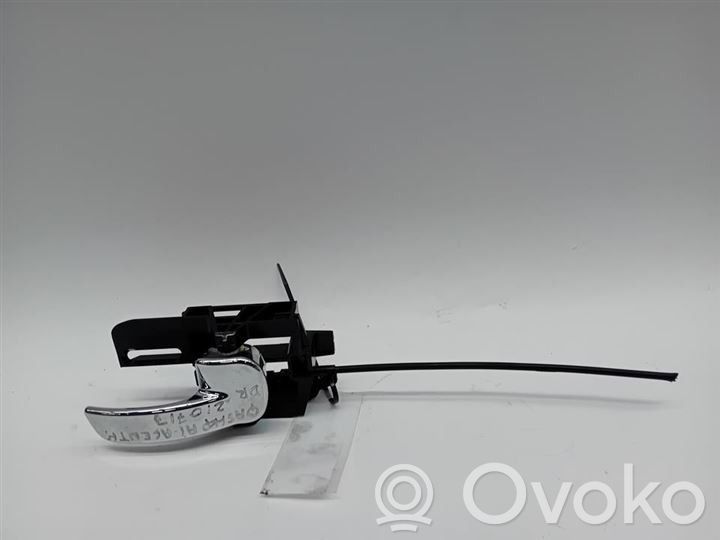 Nissan Qashqai Mâner interior ușă față 