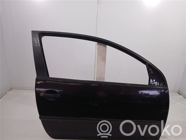 Volkswagen Golf V Drzwi przednie 