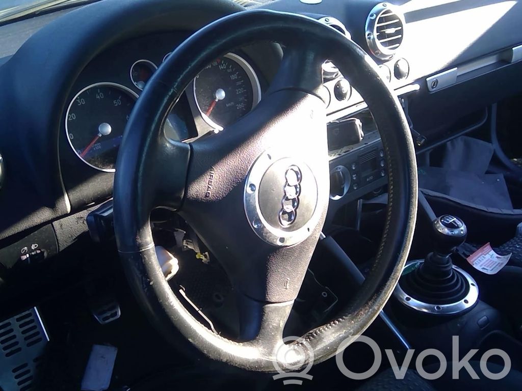 Audi TT Mk1 Ohjauspyörä 