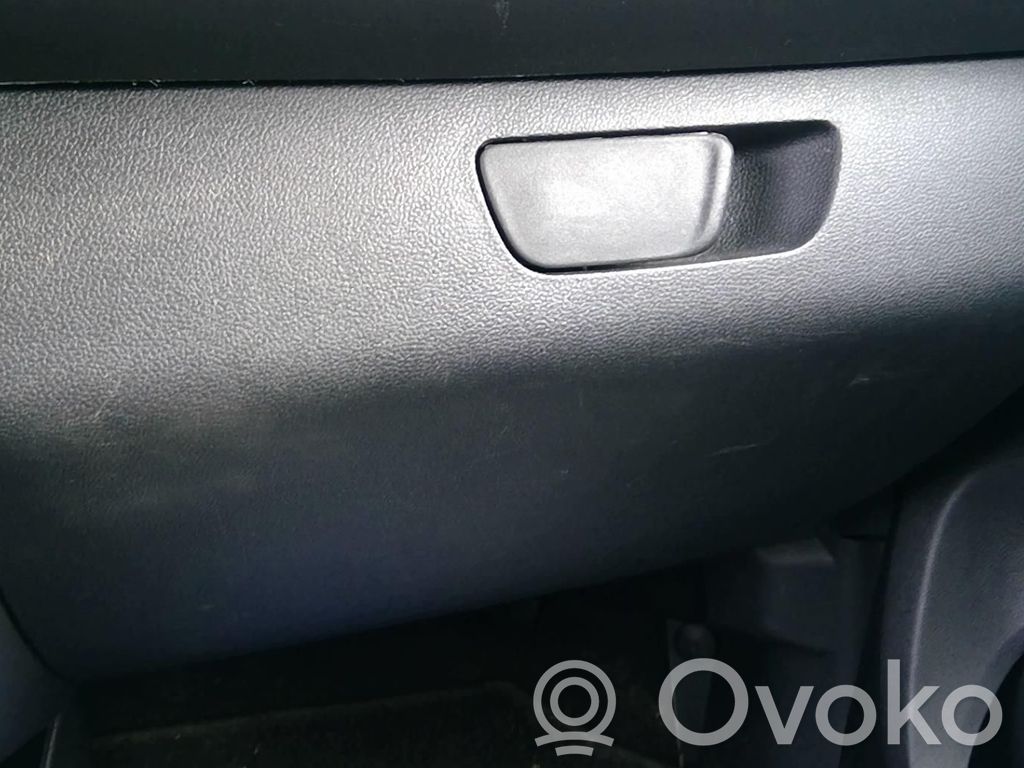 Dacia Spring Daiktadėžės (bordačioko) komplektas 