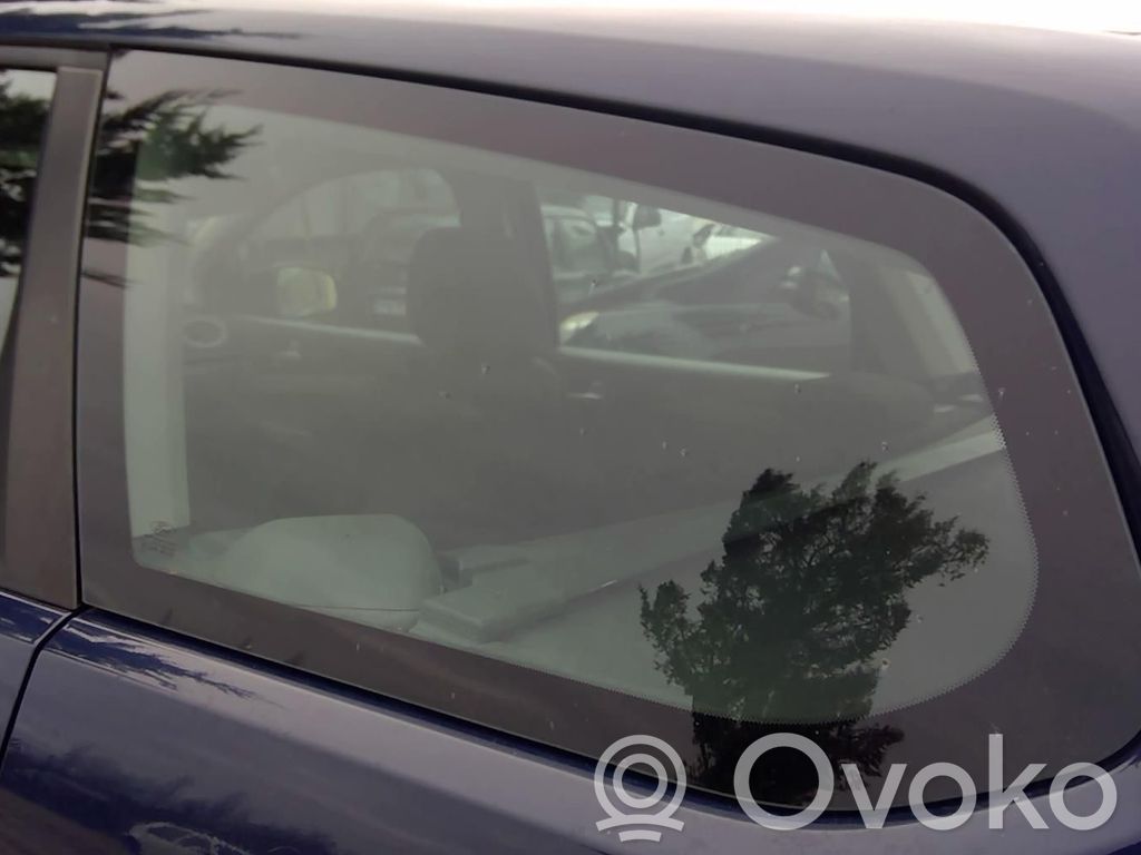 Ford Focus Rear side window 