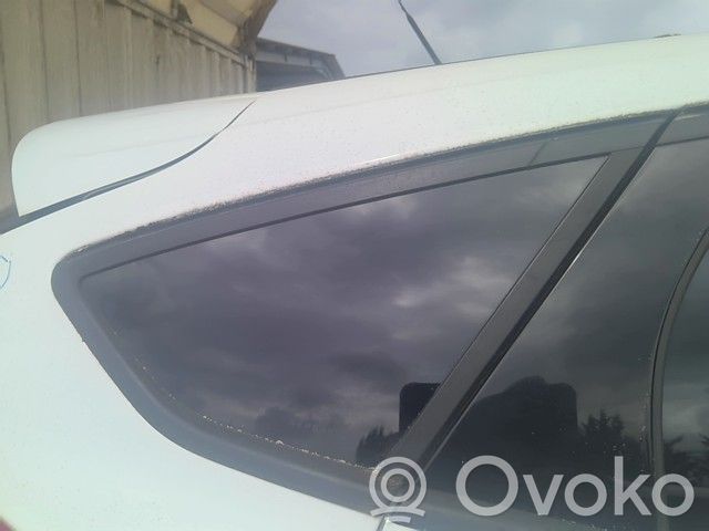 Ford Focus Rear side window 